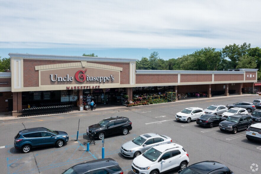 More Photos Of 31-95 Hauppauge Rd, Smithtown Unknown For Lease