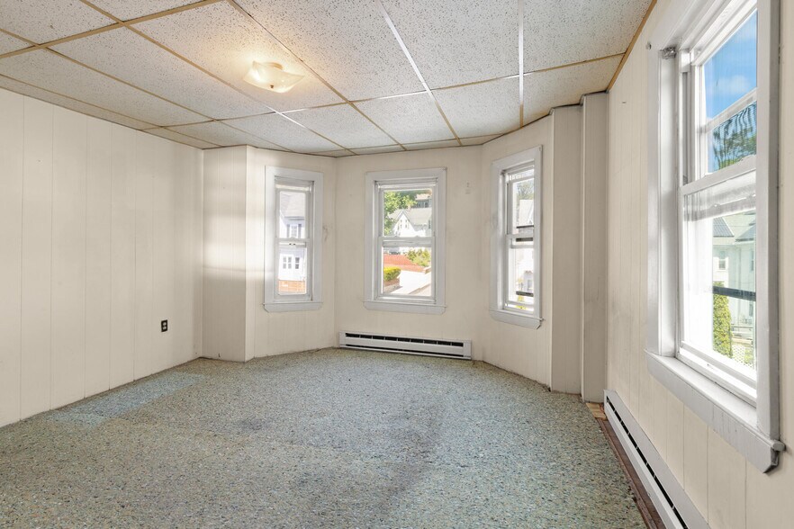 More Photos Of 385-387 Salem St, Malden Apartments For Sale
