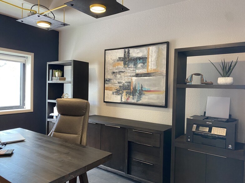 More Photos Of 251 Douglas Rd E, Oldsmar Warehouse For Sale