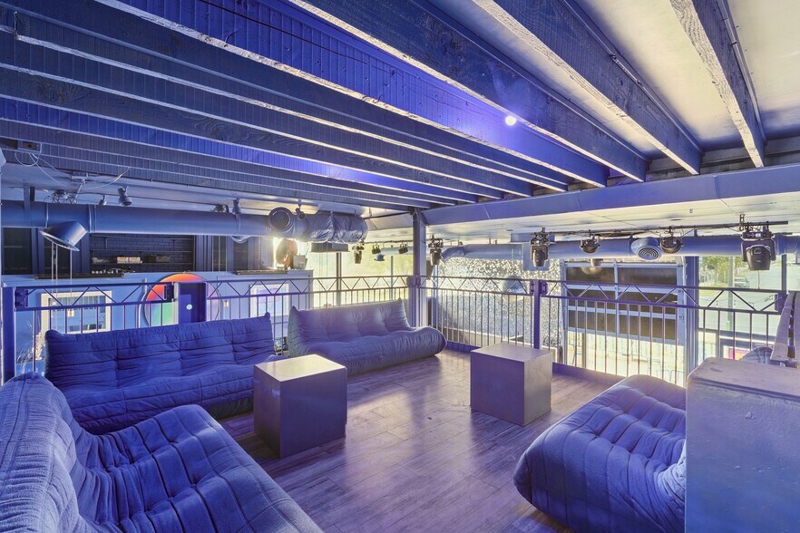 More Photos Of 1012 N Walker Ave, Oklahoma City Bar For Lease