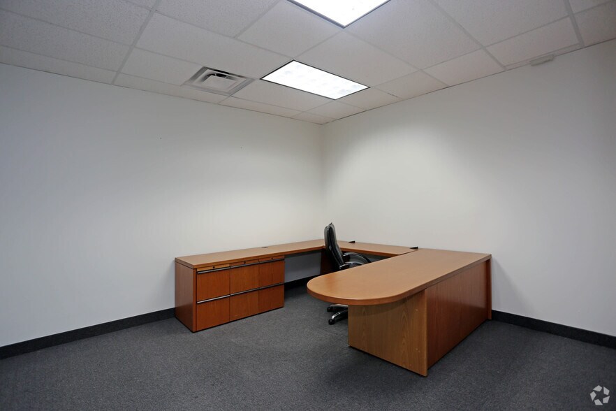More Photos Of 6500 N Belt Line Rd, Irving Office For Lease