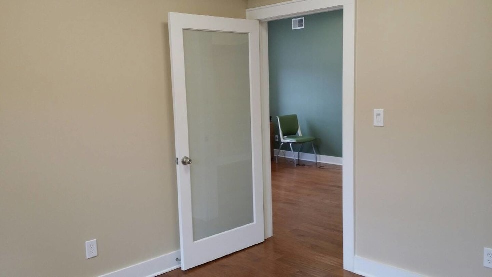 More Photos Of 8 Capitol St, Charleston Loft Creative Space For Lease
