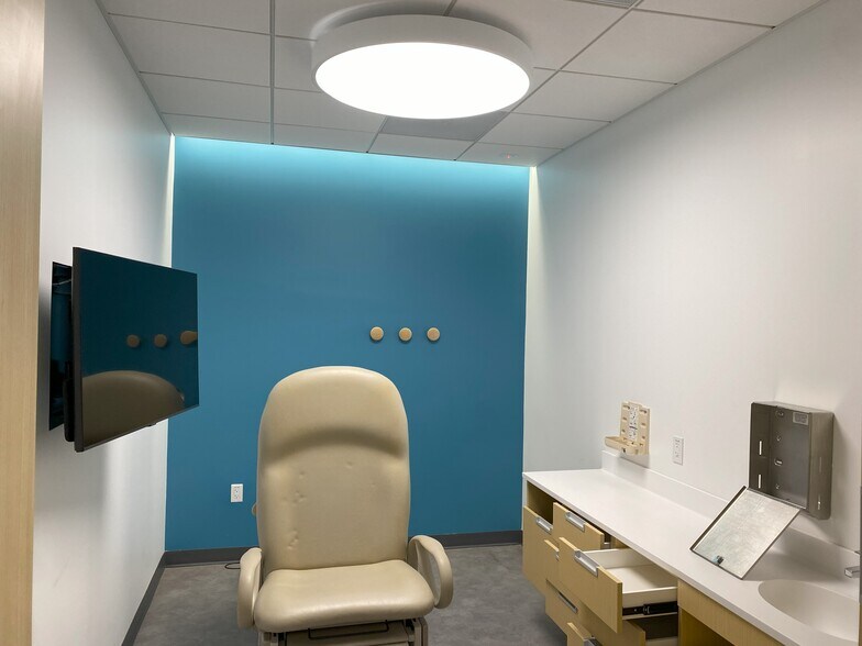 More Photos Of 28 N Almaden Ave, San Jose Apartments For Lease