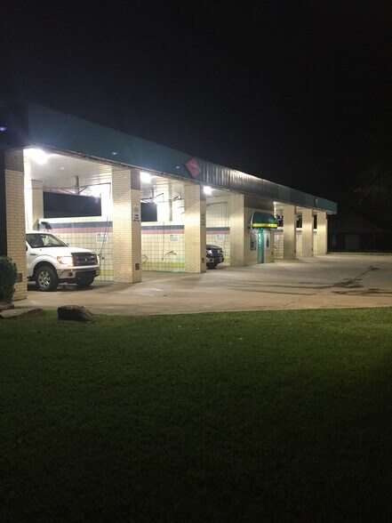 More Photos Of 5717 Red Bluff Rd, Pasadena Carwash For Sale