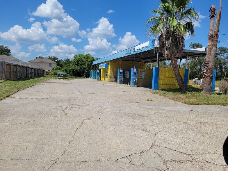 More Photos Of 5031 Treaschwig Rd, Spring Carwash For Sale