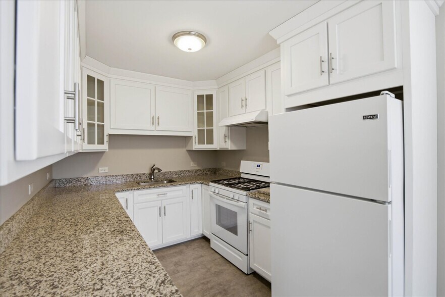 More Photos Of 115 S 24th St, Camp Hill Multifamily For Sale