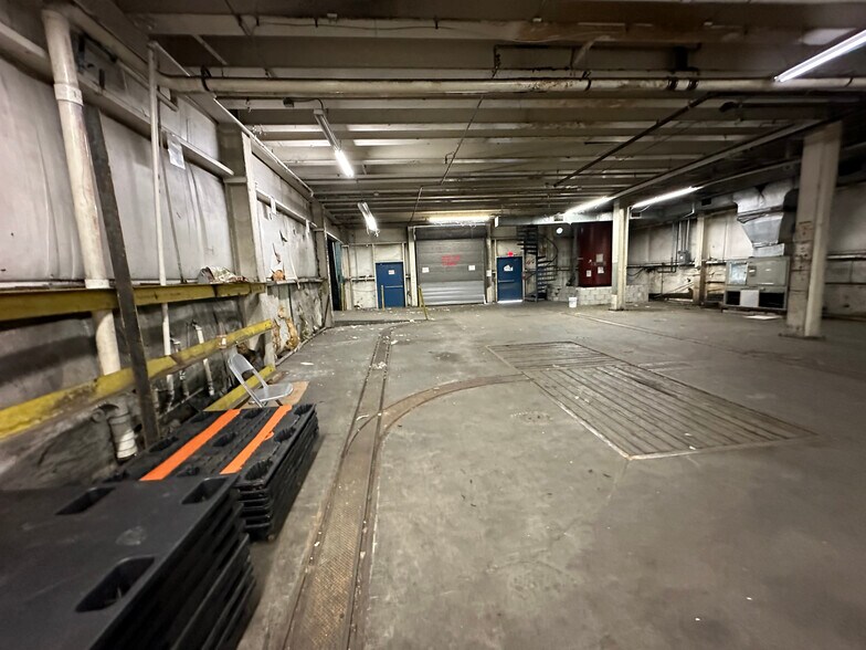 More Photos Of 724 Bell Fork Rd, Jacksonville Office For Sale