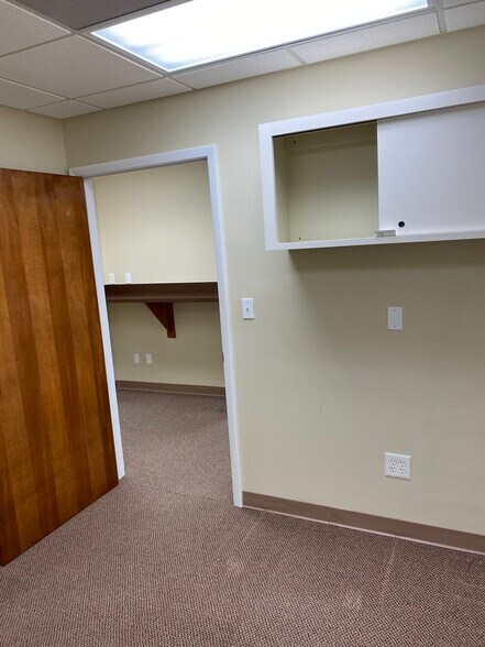 More Photos Of 570 Memorial Cir, Ormond Beach Medical For Lease
