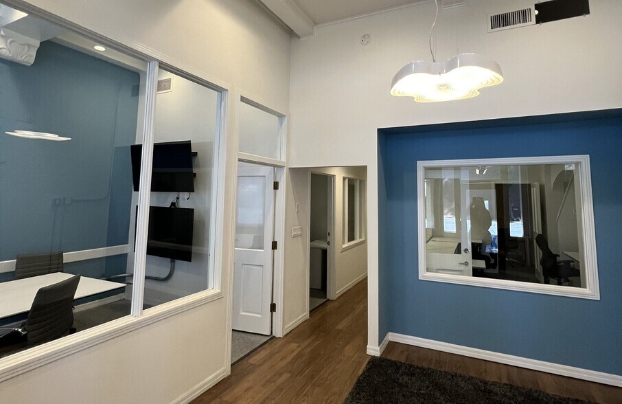 More Photos Of , Pasadena Office For Sale