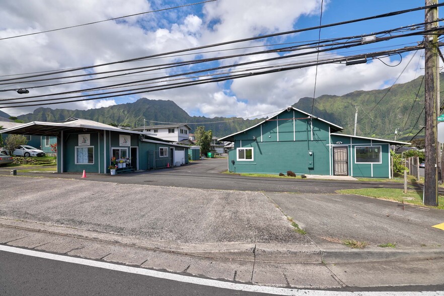 Primary Photo Of 45-428 Kamehameha Hwy, Kaneohe Light Distribution For Sale