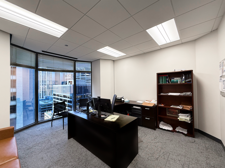 More Photos Of 70 W Madison St, Chicago Office For Lease