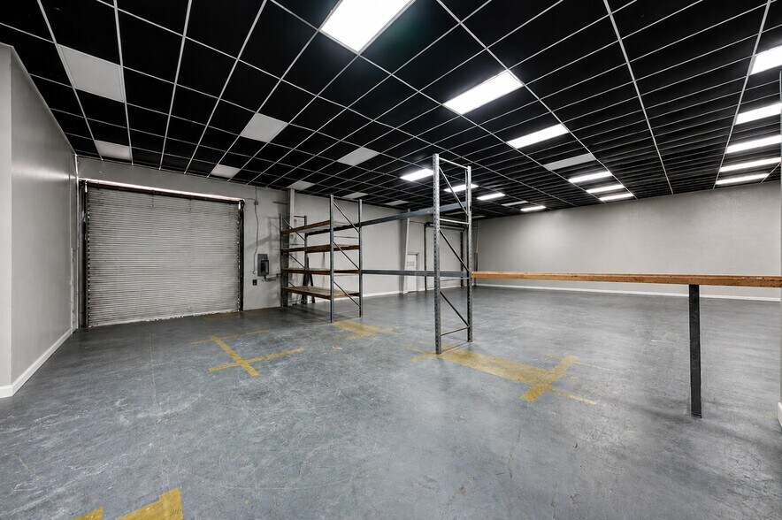 More Photos Of 2205 E Edgewood Dr, Lakeland Freestanding For Lease