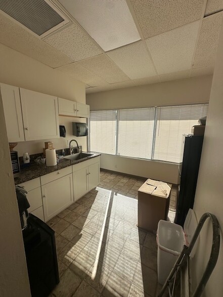 More Photos Of 1905 Covillaud St, Marysville General Retail For Sale