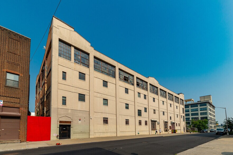 More Photos Of 4320 34th St, Long Island City Manufacturing For Sale