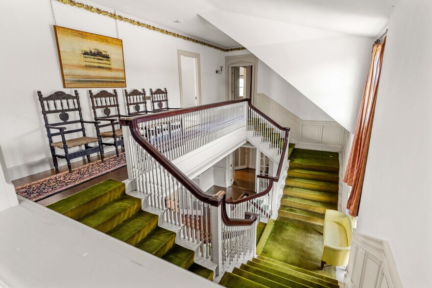 More Photos Of 4 Windmill Hill rd, Dublin Specialty For Sale