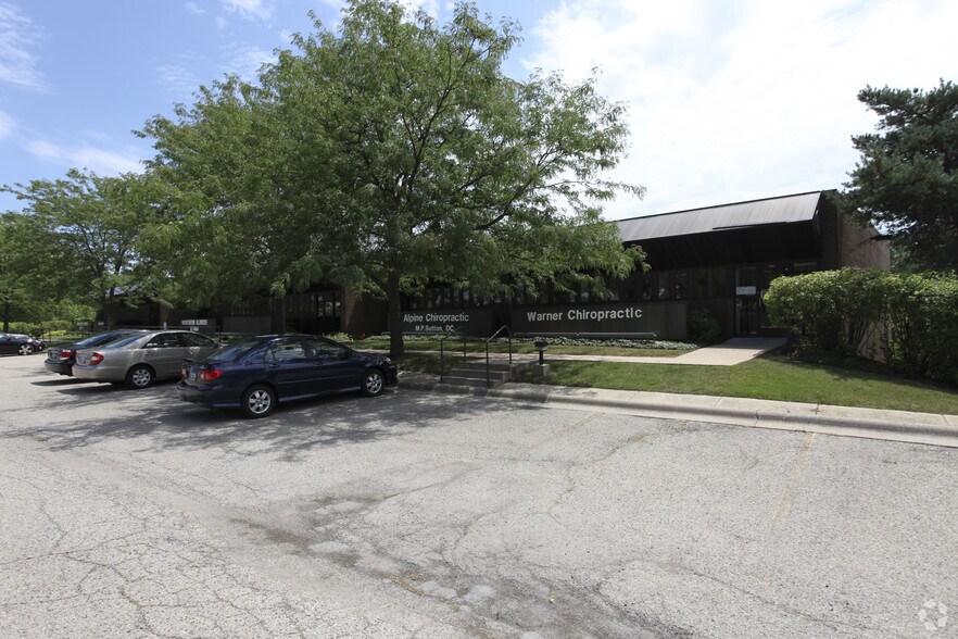 More Photos Of 4777 E State St, Rockford Medical For Sale