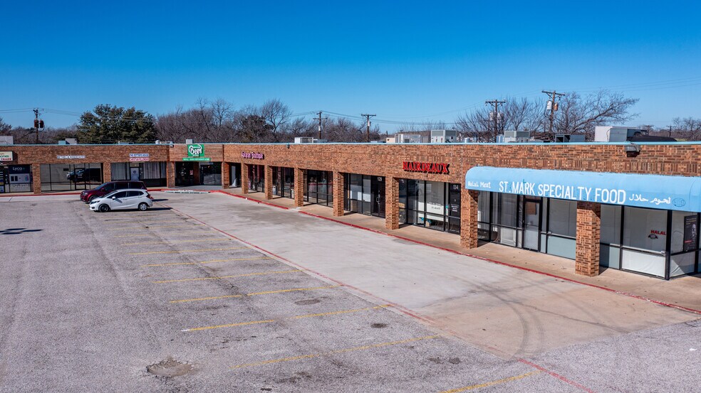 More Photos Of 501 N Main St, Euless Freestanding For Sale