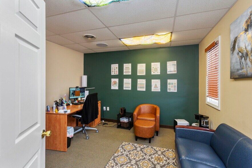 More Photos Of 1947 Medical Ave, Harrisonburg Medical For Lease
