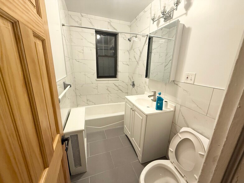 More Photos Of 190-17 Crocheron Ave, Flushing Apartments For Sale