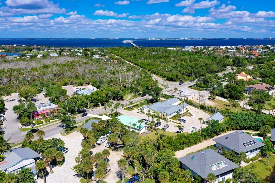 More Photos Of 1025 Periwinkle Way, Sanibel Storefront For Sale