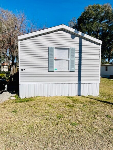 More Photos Of 904 N Kingsway Rd, Seffner Manufactured Housing Mobile Home Park For Sale
