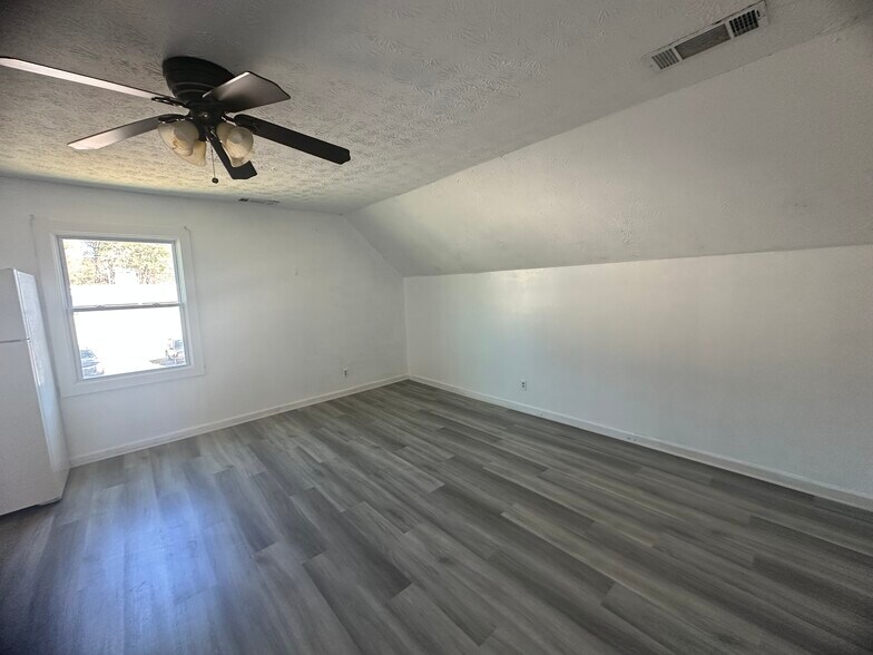 More Photos Of 2202 Canton Hwy, Cumming Freestanding For Lease
