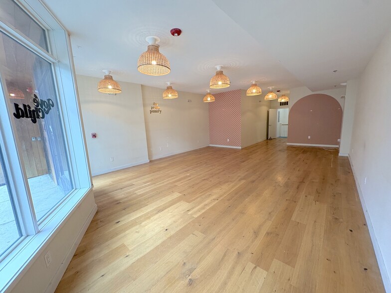 More Photos Of 362 W Broadway, South Boston Apartments For Sale