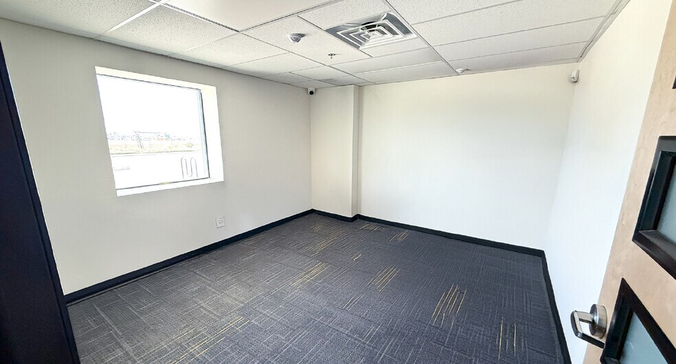 More Photos Of 1450 Enterprise Dr, Lemoore Warehouse For Sale
