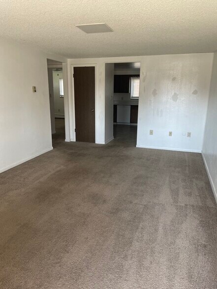 More Photos Of 5331 S Delaware St, Littleton Apartments For Sale
