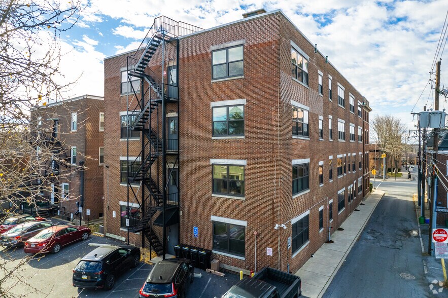 More Photos Of 528 N New St, Bethlehem Apartments For Sale