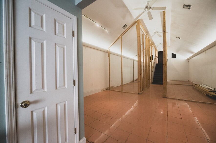 More Photos Of 3223 25th St, Metairie Loft Creative Space For Sale