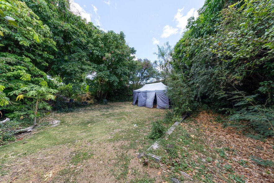 More Photos Of 1640 Lusitana St, Honolulu Apartments For Sale