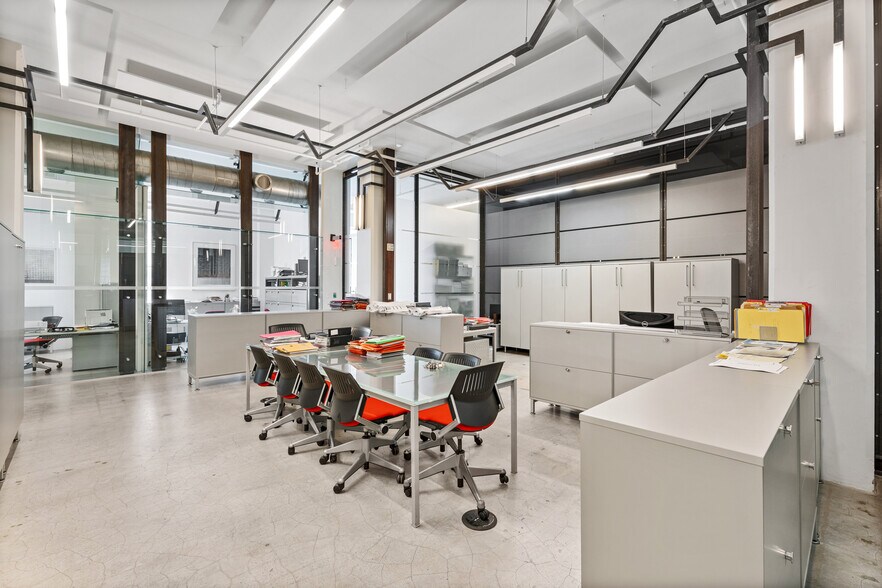 More Photos Of 5960 SW 57th Ave, Miami Office For Sale