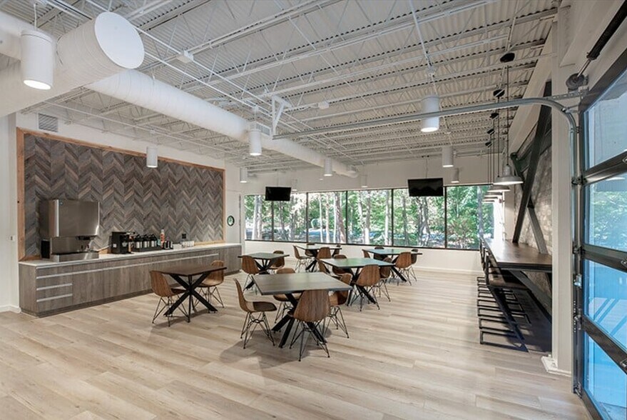 More Photos Of 3110 Crossing Park Dr, Norcross Office For Sale