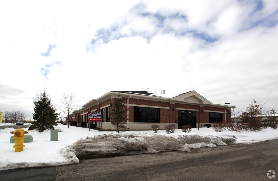 More Photos Of 18311 N Creek Dr, Tinley Park Office For Lease