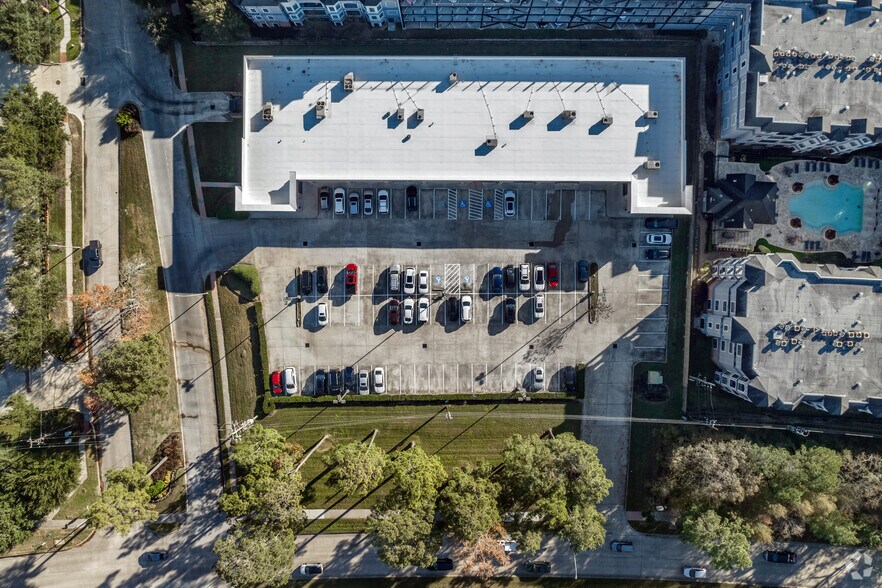 More Photos Of 1850 W Lake Houston Pky, Kingwood Unknown For Lease