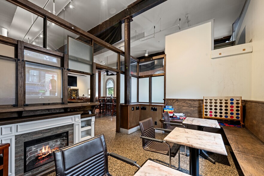 More Photos Of 100 N Loudoun St, Winchester Office For Lease