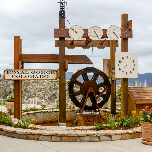More Photos Of 102 McCormick Pky, Canon City Hotel For Sale