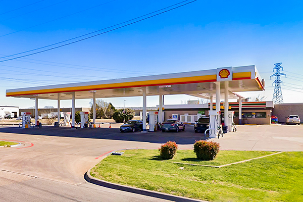 Primary Photo Of 11405 Lyndon B Johnson Fwy, Garland Service Station For Sale