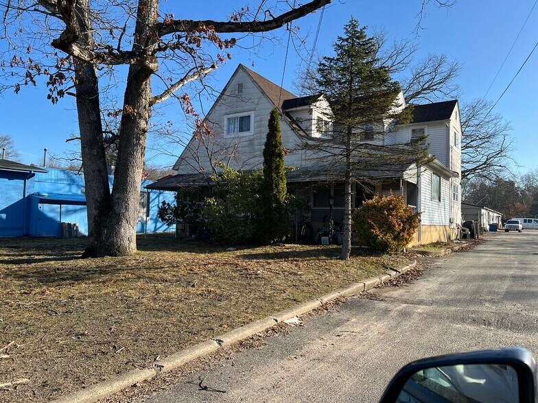 More Photos Of 1999 Lakewood Rd, Toms River Land For Sale