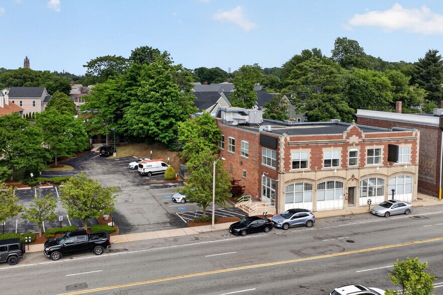 More Photos Of 264-276 Centre St, Newton Medical For Sale