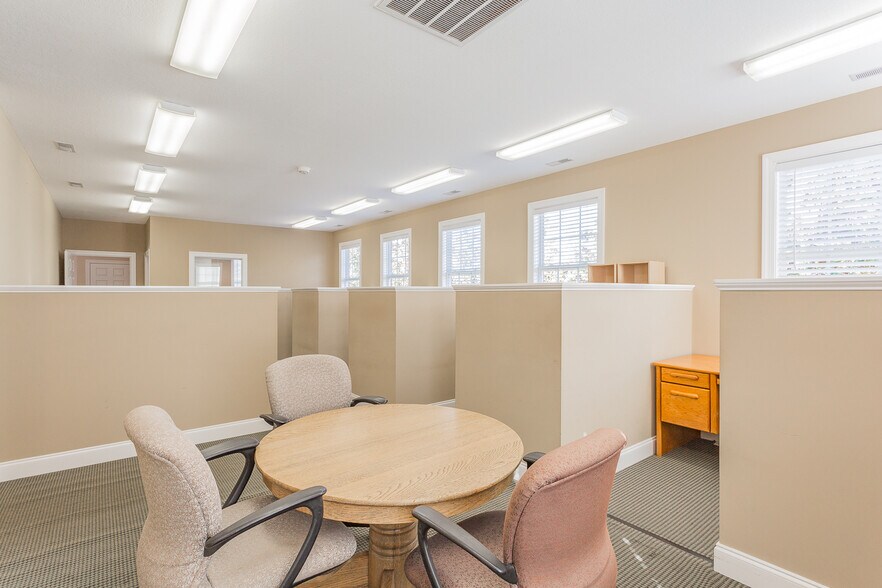 More Photos Of 3222 Ocoee St, Cleveland Medical For Sale