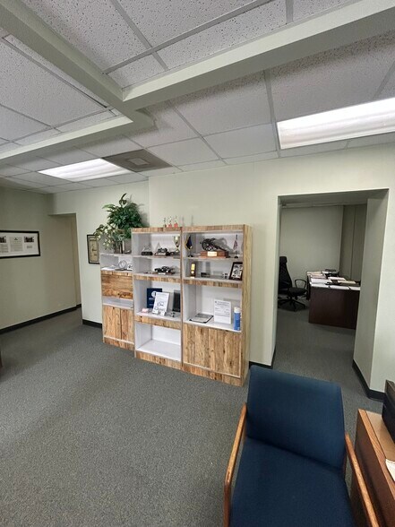 More Photos Of 2424 W Holcombe Blvd, Houston Medical For Lease