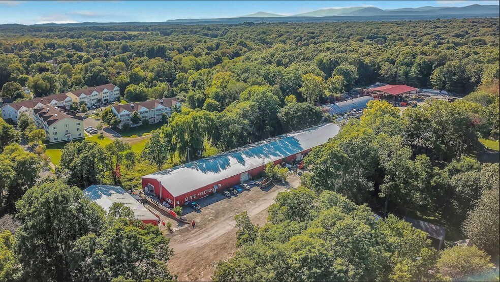 More Photos Of 15-45 Ocallaghan Ln, Red Hook Warehouse For Sale