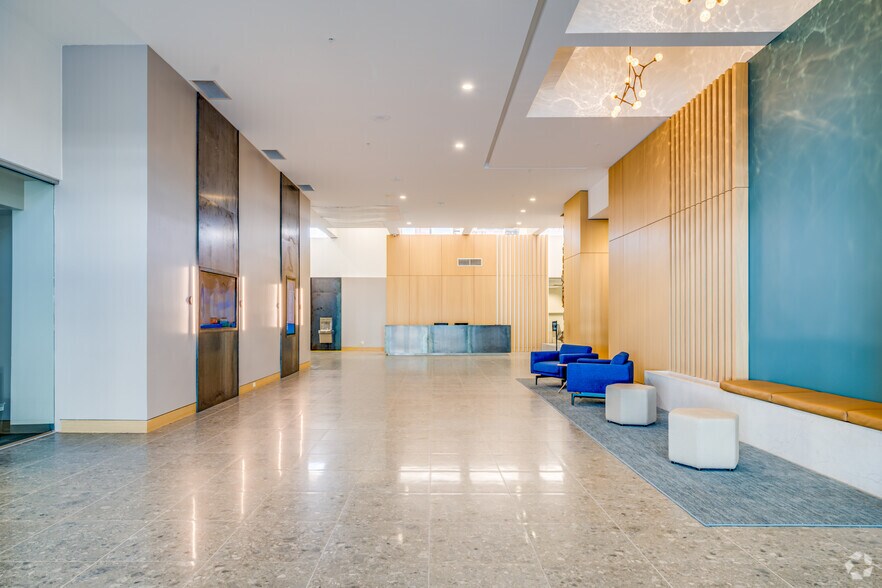 More Photos Of 3003 N Central Ave, Phoenix Office For Lease