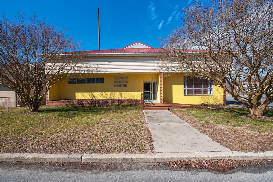 More Photos Of 493 Main St, Warsaw Medical For Sale