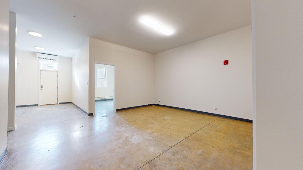 More Photos Of 1707 Eastern Ave, Baltimore Apartments For Lease