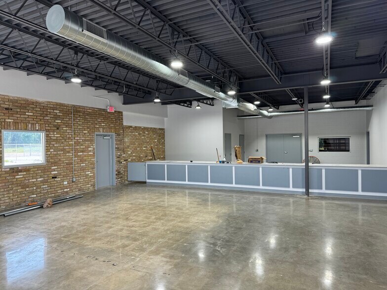 More Photos Of 413 S Eastman Rd, Longview Land For Sale