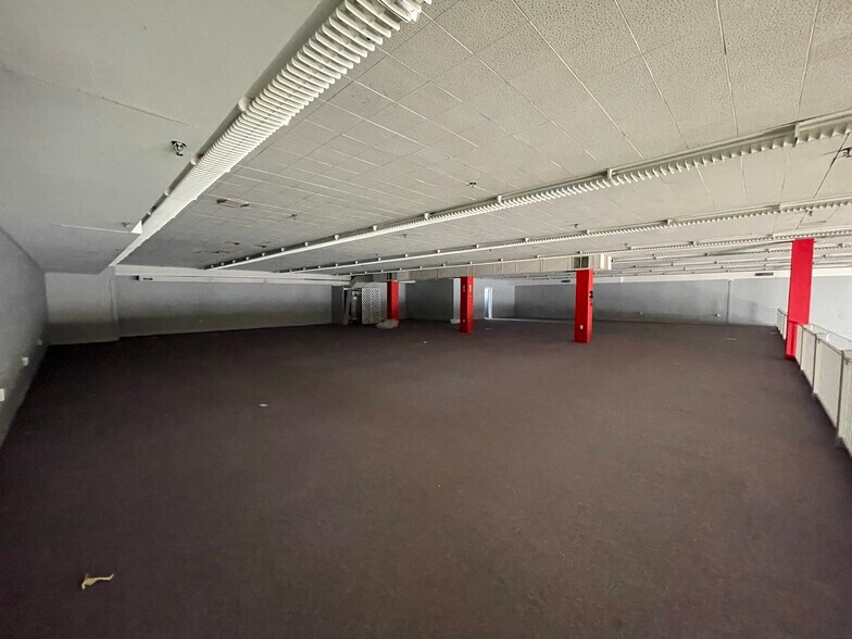 More Photos Of 200 W Main St, Williamston Freestanding For Sale