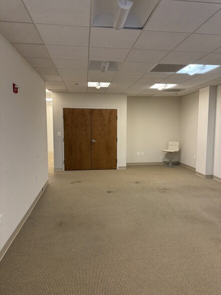 More Photos Of 1801 Robert Fulton Dr, Reston Medical For Sale
